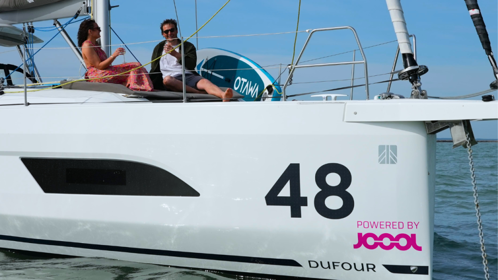 Mooring Dufour 48 Hybrid by JOOOL